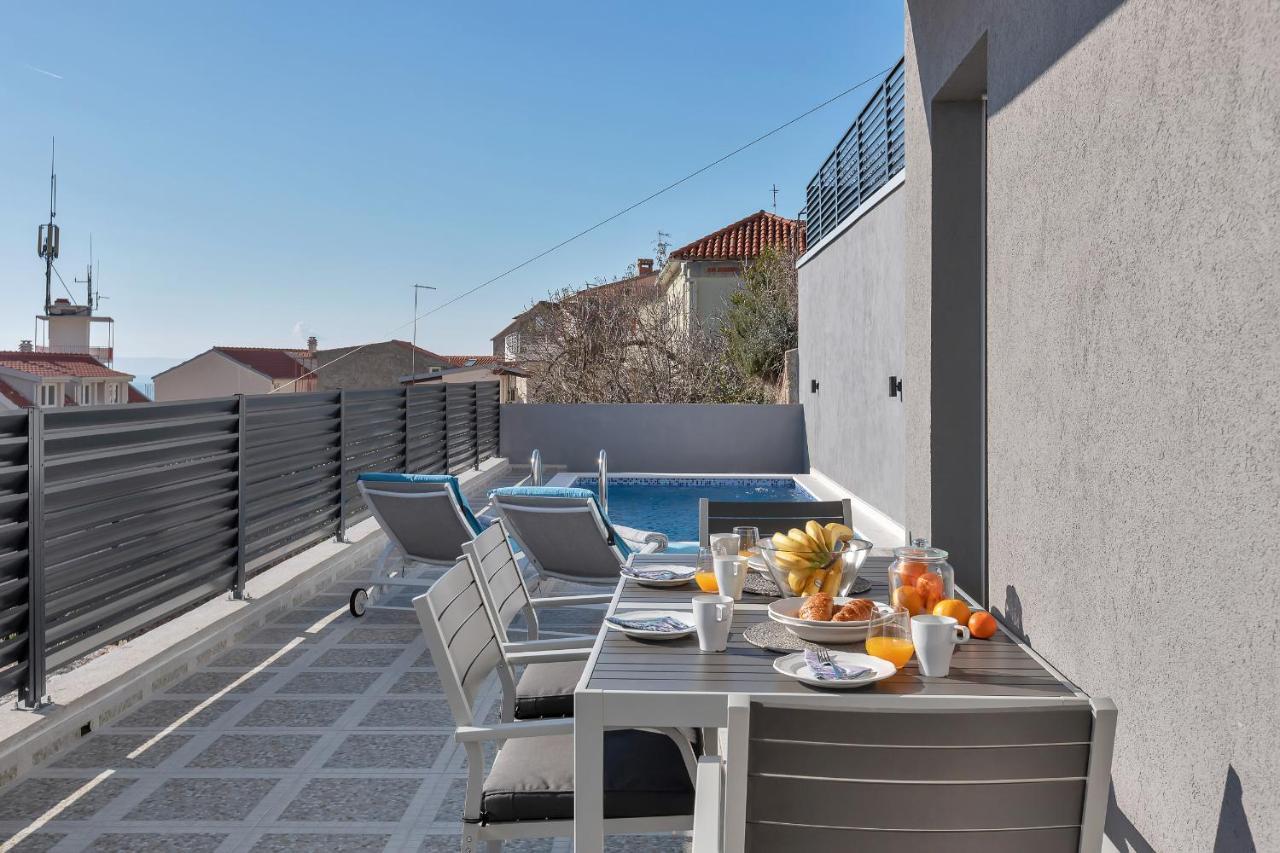 Apartment Lotte With Private Pool In The City Center! Makarska Eksteriør bilde
