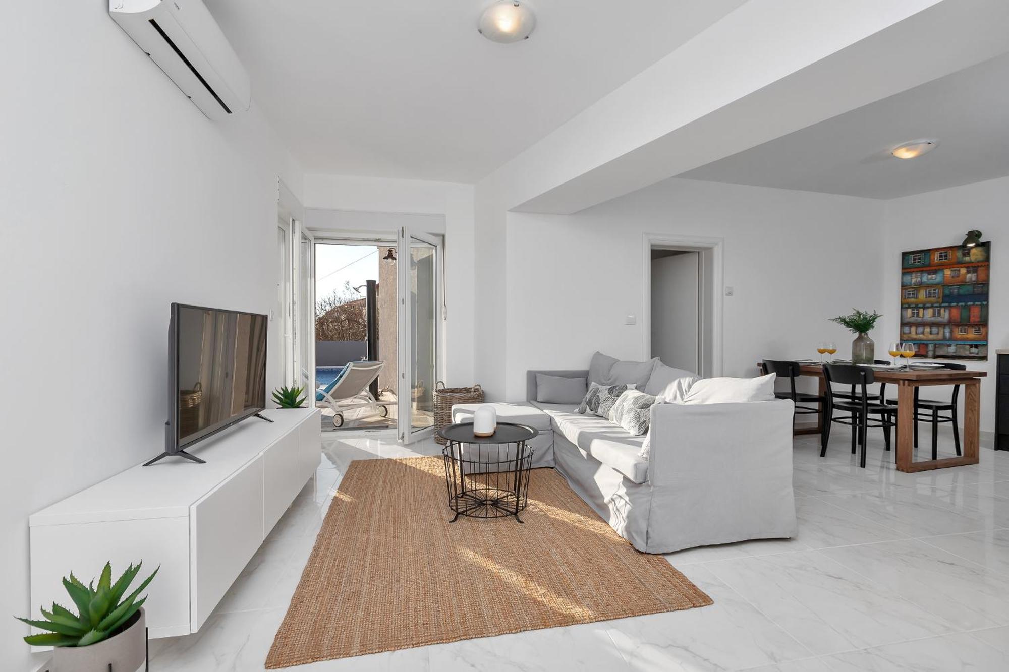 Apartment Lotte With Private Pool In The City Center! Makarska Rom bilde